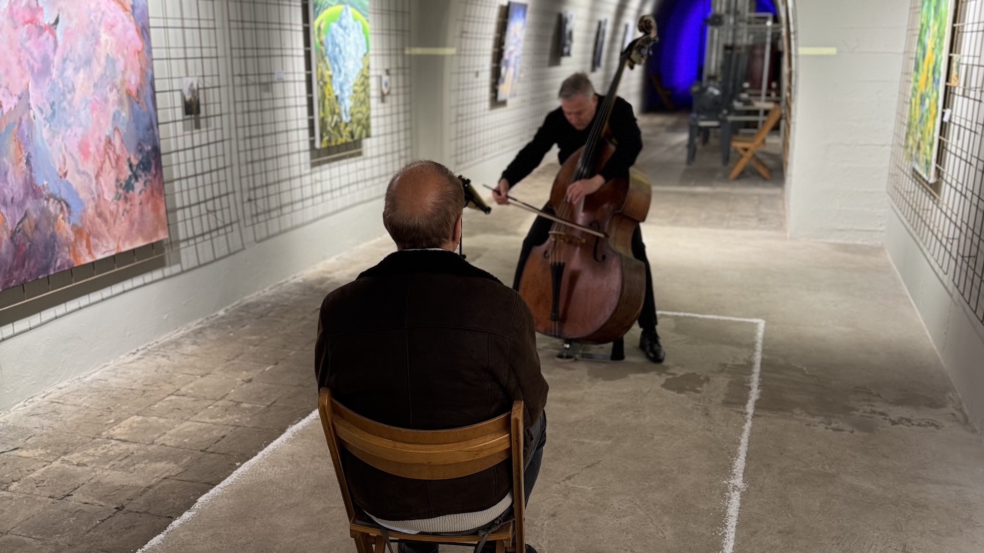 Róbert Grondžel vom Beethoven Orchester Bonn spielt im Kulturbunker