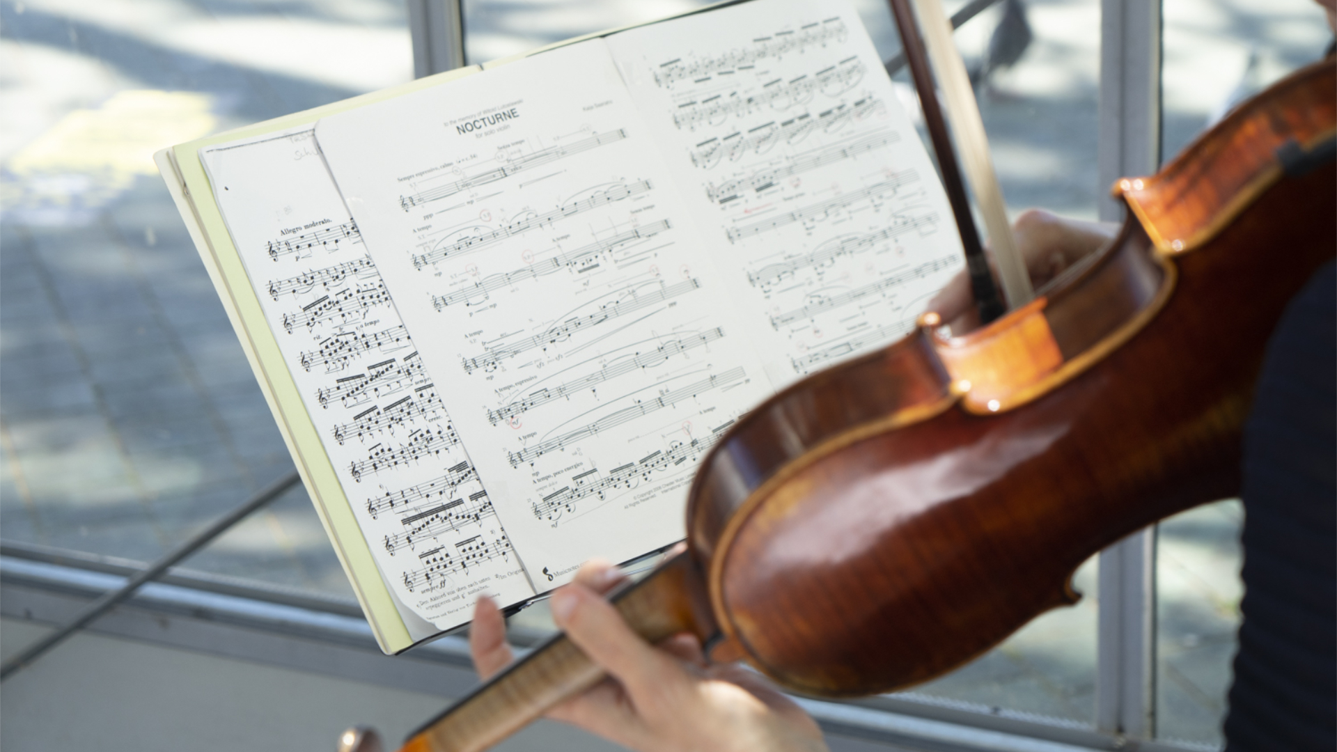 Geigerin Annette Walther im palace Düsseldorf