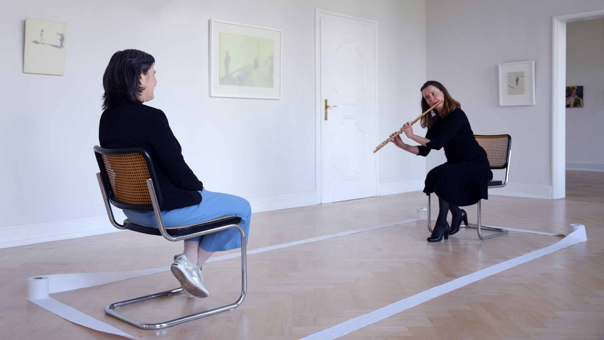 1:1 CONCERT mit Flötistin Stephanie Winker in der Galerie Valentien
