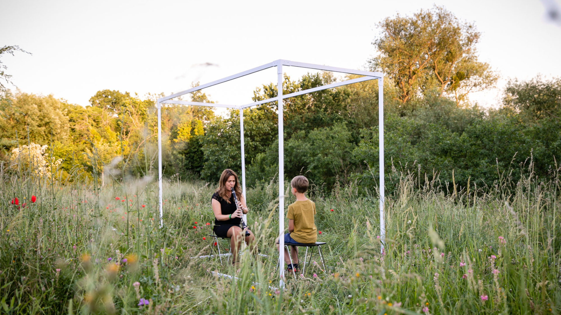 Laura Ruiz Ferreres (Klarinette) bei einem der ersten 1:1 CONCERTS, Sommerkonzerte-Festival im thüringischen Kloster Volkenroda, 2019