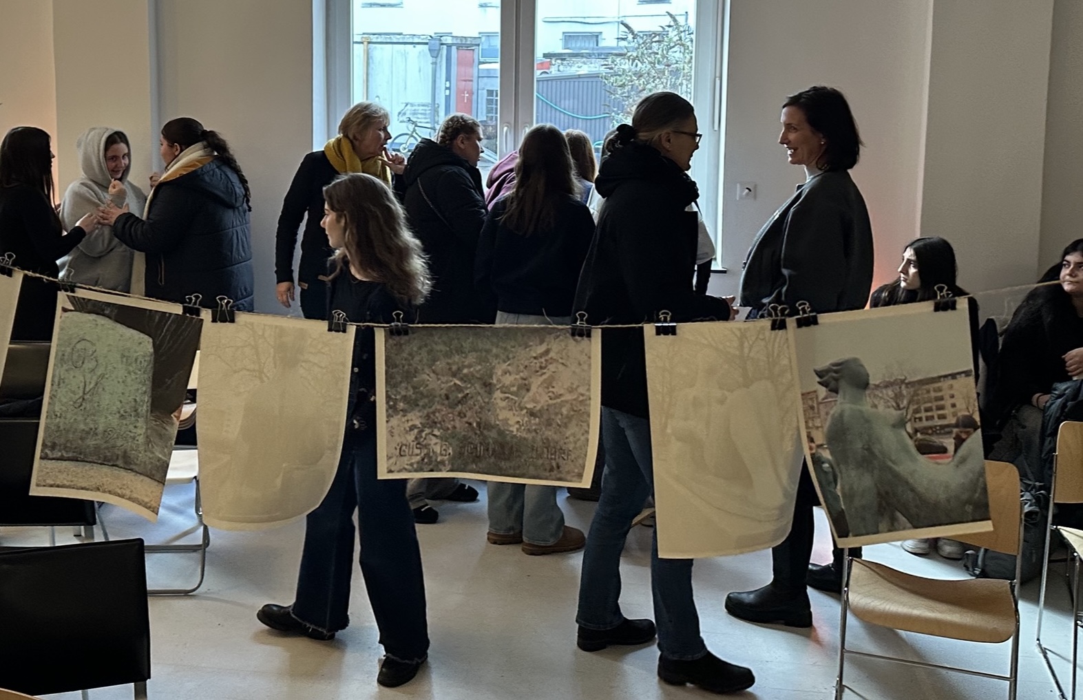 Der Begegnungsraum beim Showing der Fieldtrip-Ergebnisse.